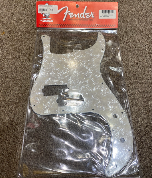 Fender Precision Bass Pickguard, 4-ply, Standard, White Pearl