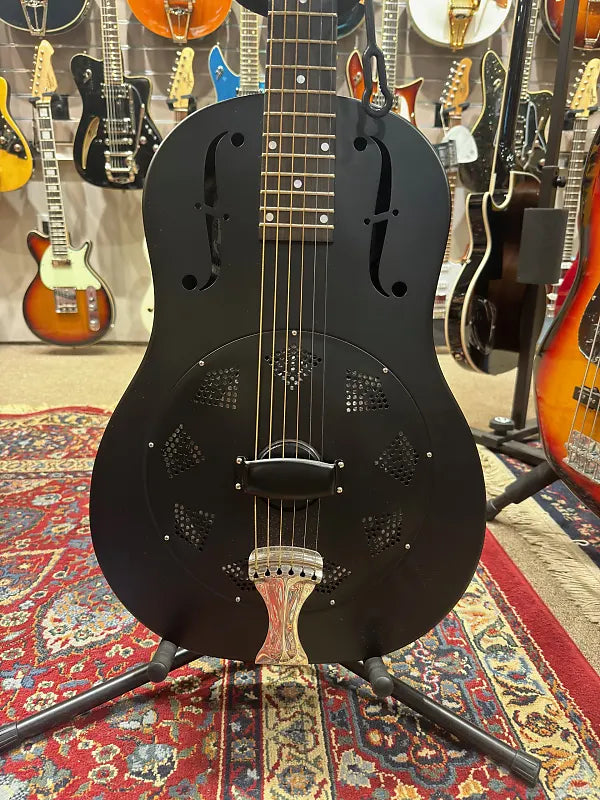 National Reso-Phonic Delphi Matte Black - 2009