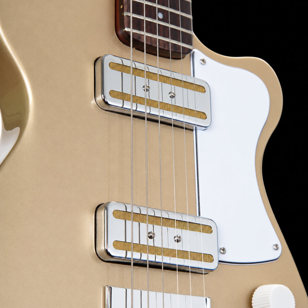 Harmony Juno Electric Guitar w/ MONO Case – Champagne