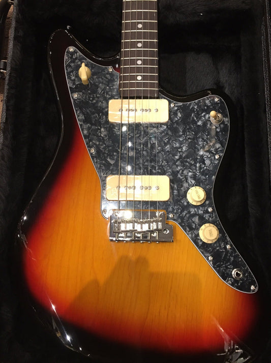 Tagima TW 61 Electric Guitar in Sunburst. Limited run!
